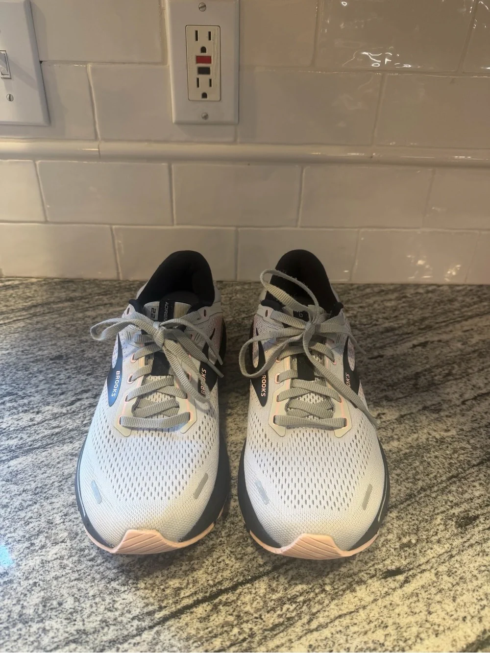Brooks good used